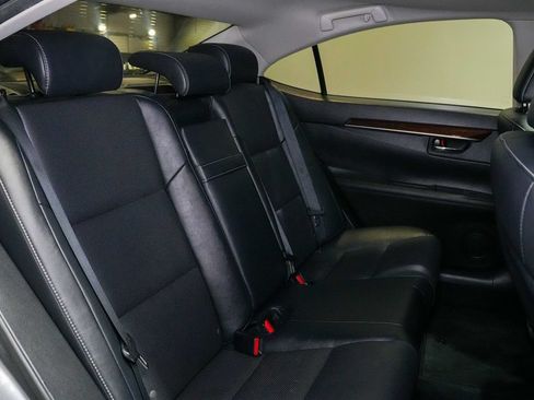 Used 2015 Lexus ES 350 w/ Premium Package FWD image 23