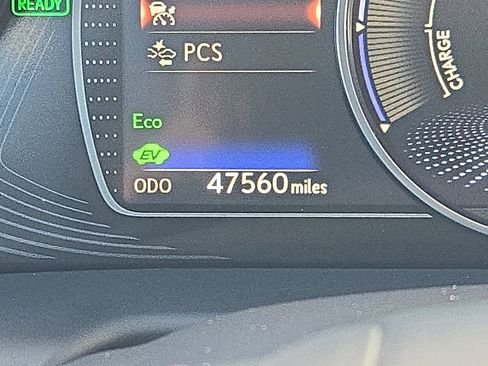 Certified 2023 Lexus ES 300h w/ Luxury Package image 21