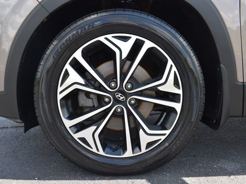 Used 2020 Hyundai Santa Fe Limited FWD image 12
