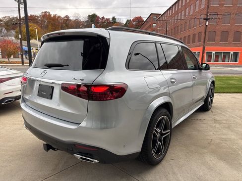 Certified 2025 Mercedes-Benz GLS 450 4MATIC image 10