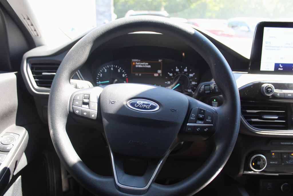 Used 2021 Ford Escape SE w/ SE Sport Appearance Package AWD/4WD image 16