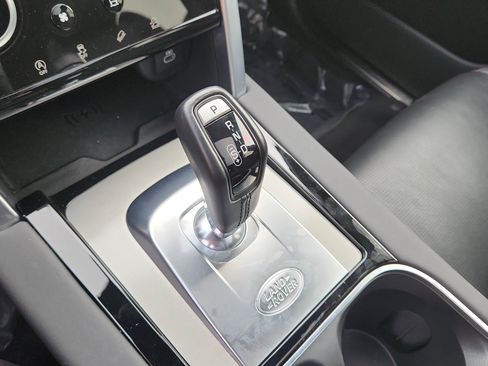 Used 2023 Land Rover Discovery Sport S R-Dynamic image 30