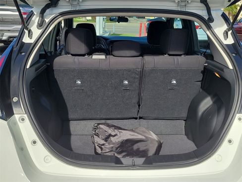 Used 2023 Nissan Leaf S image 22