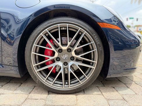 Used 2022 Porsche 911 Targa 4S AWD/4WD image 27