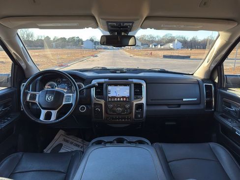 Used 2017 RAM 2500 Laramie w/ Sport Appearance Group image 32