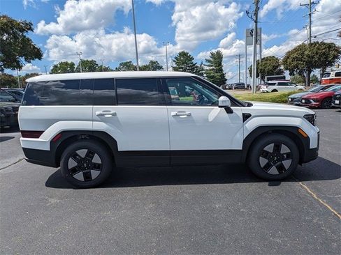 New 2026 Hyundai Santa Fe SE image 3