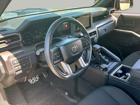 Certified 2025 Toyota 4Runner TRD Sport AWD/4WD image 17