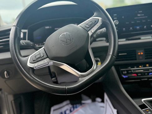 Used 2025 Volkswagen Jetta S image 7