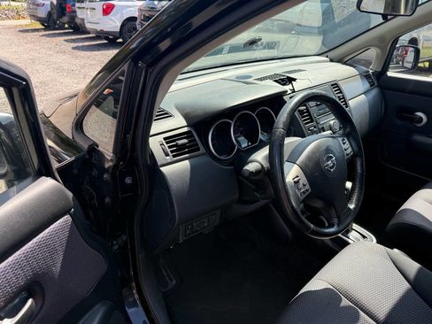 Used 2009 Nissan Versa SL w/ Convenience Pkg image 18