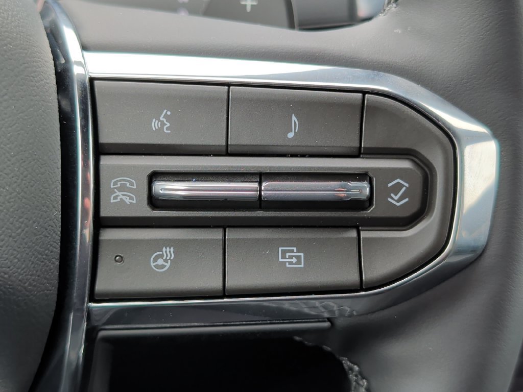 New 2027 GMC Terrain Elevation w/ Black Edition AWD/4WD image 17