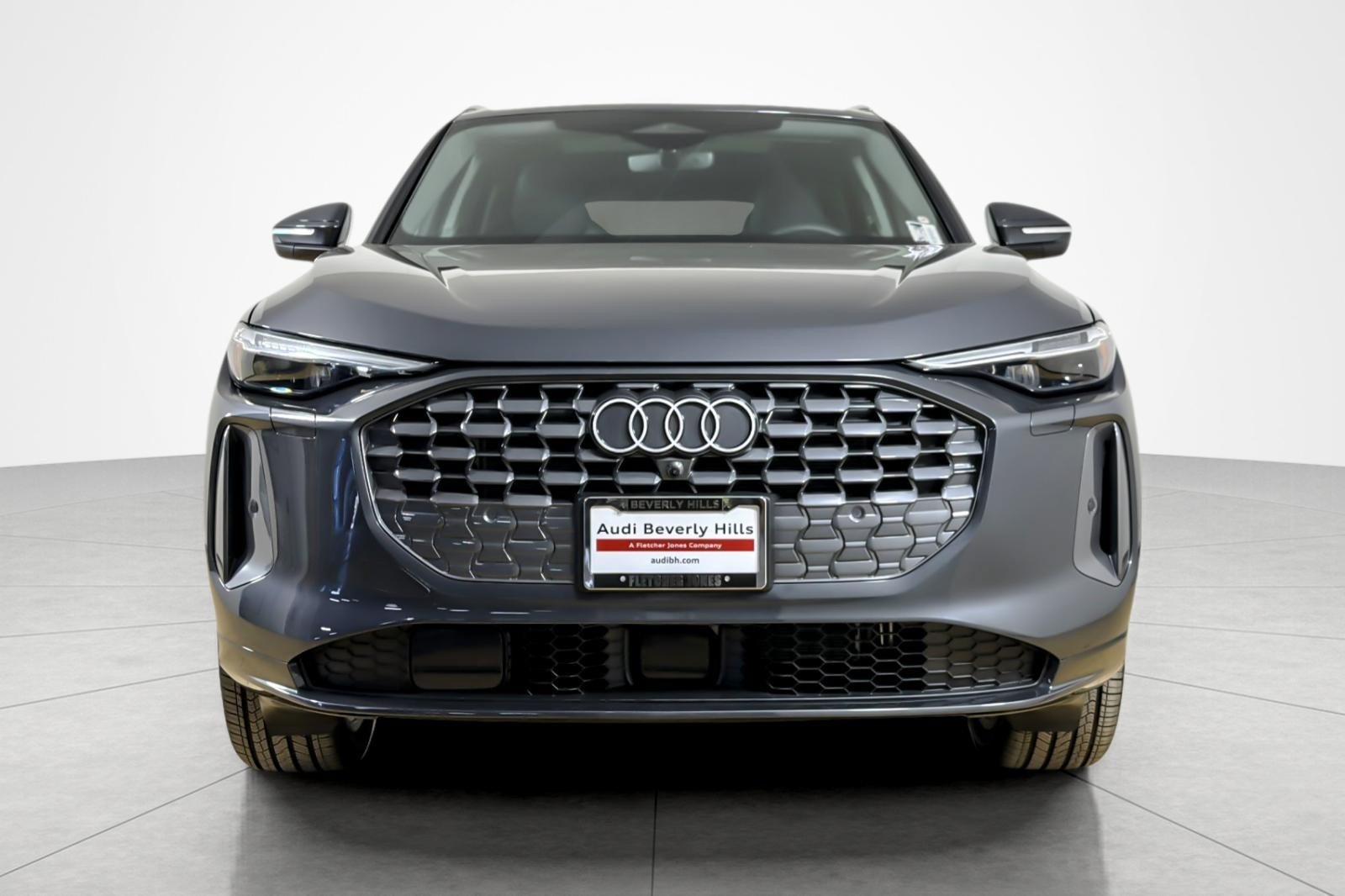 Used 2025 Audi Q5 Premium Plus w/ Premium Plus AWD/4WD image 8