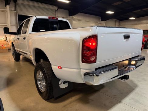 Used 2007 Dodge Ram 3500 Truck Laramie image 3