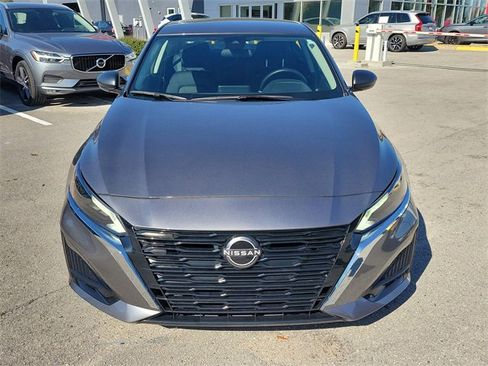 Used 2024 Nissan Altima 2.5 S image 6