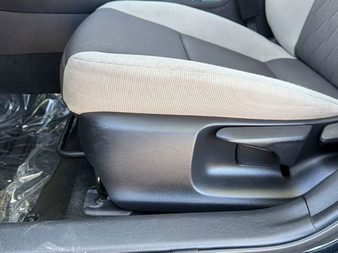 Used 2024 Toyota Corolla LE image 19