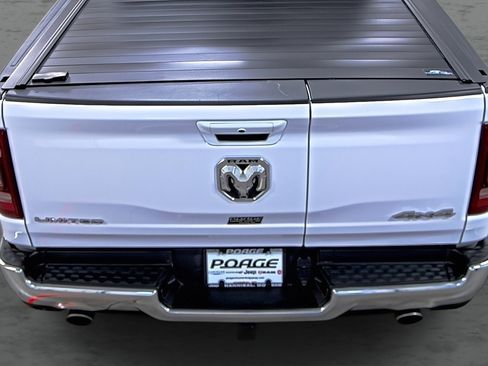 Used 2023 RAM 1500 Limited AWD/4WD image 11