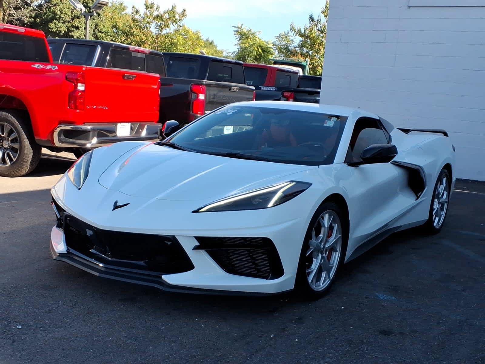 Used 2023 Chevrolet Corvette Stingray Preferred Conv w/ Z51 Performance Package RWD image 3