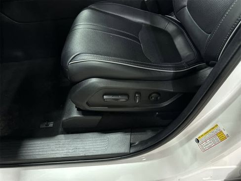 Used 2024 Honda Pilot Elite image 25