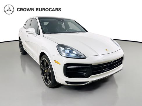 Used 2020 Porsche Cayenne Turbo S AWD/4WD image 3