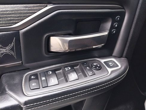 Used 2021 RAM 2500 Limited image 19