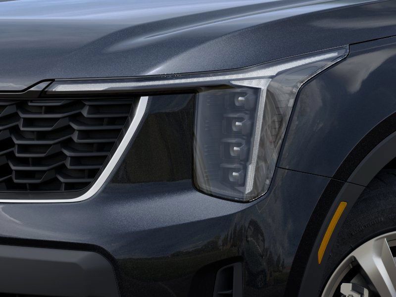Certified 2026 Kia Sorento LX FWD image 10
