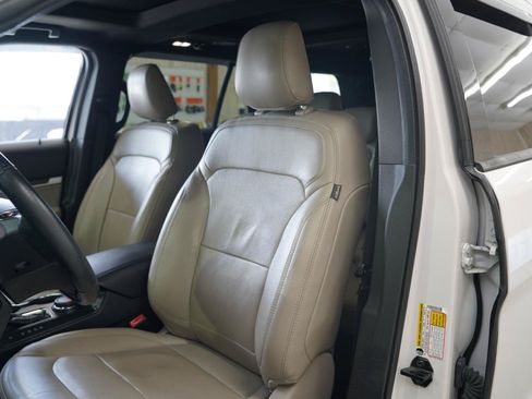 Used 2019 Ford Explorer Limited w/ Ford Safe & Smart Package AWD/4WD image 25