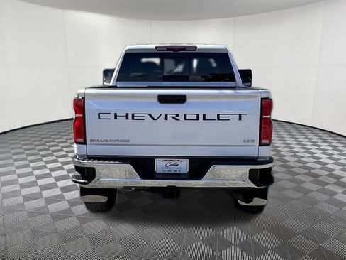 Used 2024 Chevrolet Silverado 3500 LTZ w/ LTZ Convenience Package AWD/4WD image 5