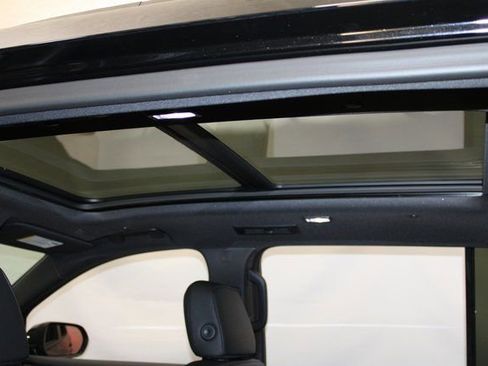 Used 2025 Chevrolet Traverse Z71 w/ Driver Confidence Package image 13