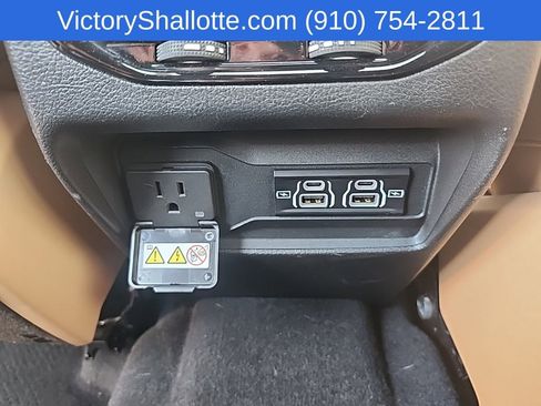 Used 2025 Jeep Grand Cherokee L Summit AWD/4WD image 7