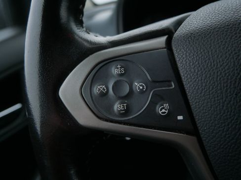 Used 2022 Chevrolet Colorado Z71 AWD/4WD image 27