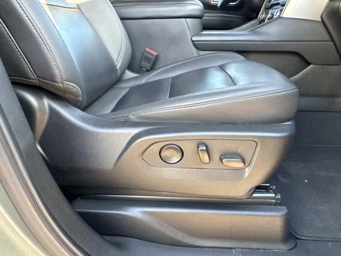 Used 2024 Chevrolet Tahoe LT image 14