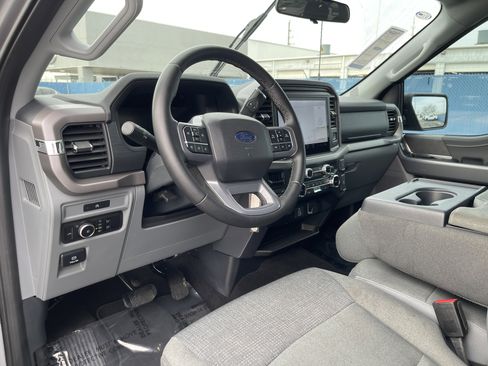 Used 2025 Ford F150 XLT w/ Equipment Group 301A Standard image 12