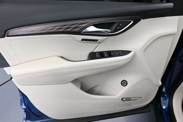 Used 2023 Buick Envision Avenir FWD image 25