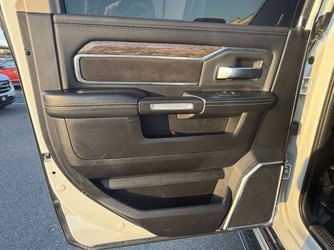 Used 2019 RAM 2500 Laramie image 15