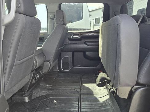 Used 2024 Chevrolet Silverado 1500 LT AWD/4WD image 17