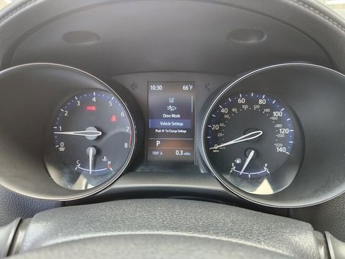 Used 2020 Toyota C-HR LE image 14