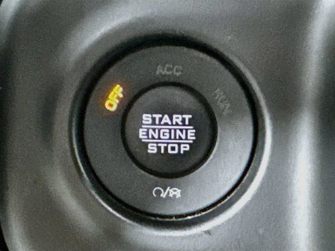 Used 2021 Jeep Wrangler Unlimited Rubicon 4xe w/ Cold Weather Group AWD/4WD image 35