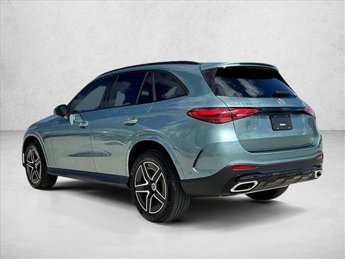 Used 2026 Mercedes-Benz GLC 300 image 3