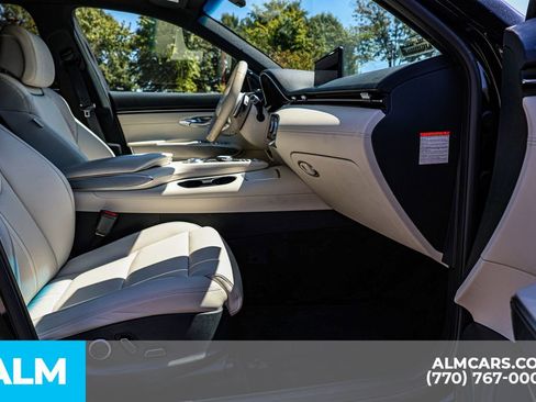 Used 2024 Genesis Electrified GV70 Advanced image 24