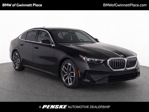 Used 2024 BMW i5 eDrive40i w/ Convenience Package RWD image 1