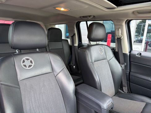 Used 2014 Jeep Patriot Latitude w/ Freedom Edition Package AWD/4WD image 27