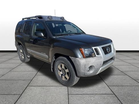 Used 2010 Nissan Xterra Off-Road image 3