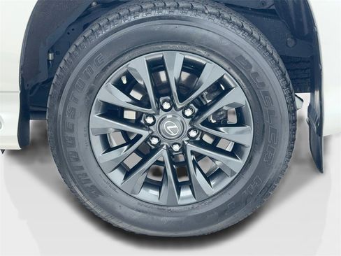 Used 2023 Lexus GX 460 Premium w/ Premium Package image 58