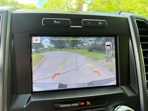 Used 2019 Ford F150 XLT w/ Equipment Group 302A Luxury AWD/4WD image 25