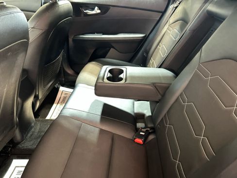 Used 2020 Kia Forte GT-Line FWD image 5