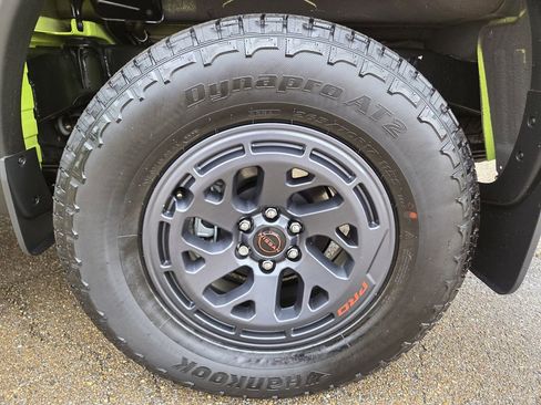 New 2026 Nissan Frontier PRO-4X w/ Pro-4x Convenience Package image 26