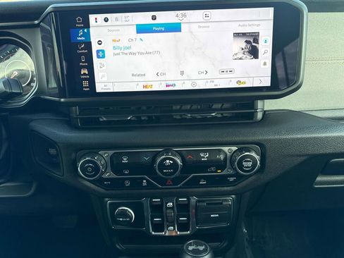 Used 2024 Jeep Wrangler Sport S image 26