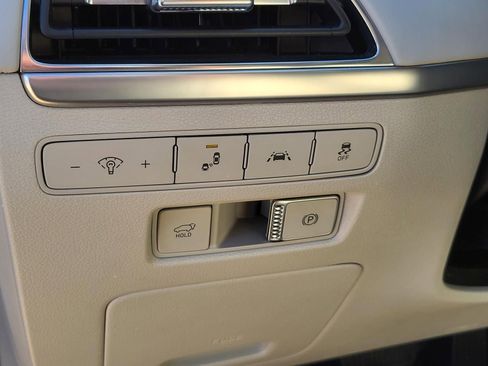 Used 2022 Hyundai Palisade Calligraphy image 29