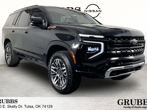 Used 2025 Chevrolet Tahoe Z71 AWD/4WD image 1