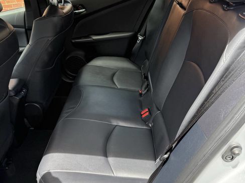 Used 2022 Toyota Prius AWD image 7