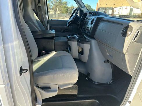 Used 2012 Ford E-250 and Econoline 250 w/ PWR Group image 10